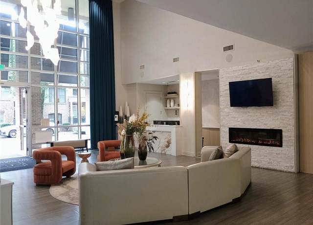 Property at 711 Cosmopolitan Dr NE #123, Atlanta, GA 30324, 1 bed, 1 bath