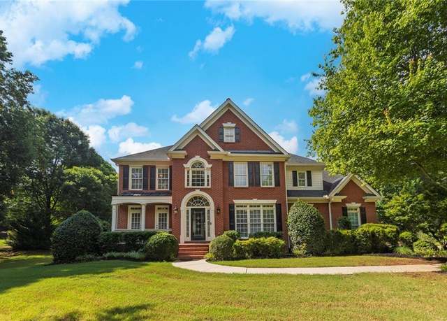 Property at 515 Oakstone Gln, Alpharetta, GA 30004, 5 beds, 3.5 baths