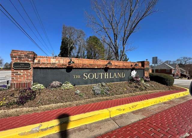 Property at 6026 Southland Dr, Stone Mountain, GA 30087, 5 beds, 4 baths