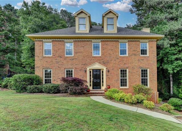 Property at 1486 Maple Ridge Dr, Suwanee, GA 30024, 4 beds, 2.5 baths