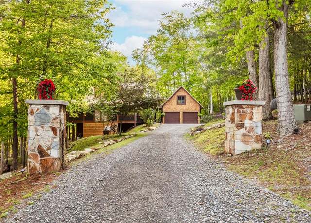 Property at 230 Maple Meadows Ln, Morganton, GA 30560, 4 beds, 3.5 baths