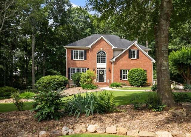 Property at 6435 Ivey Creek Cir, Cumming, GA 30040, 4 beds, 2.5 baths