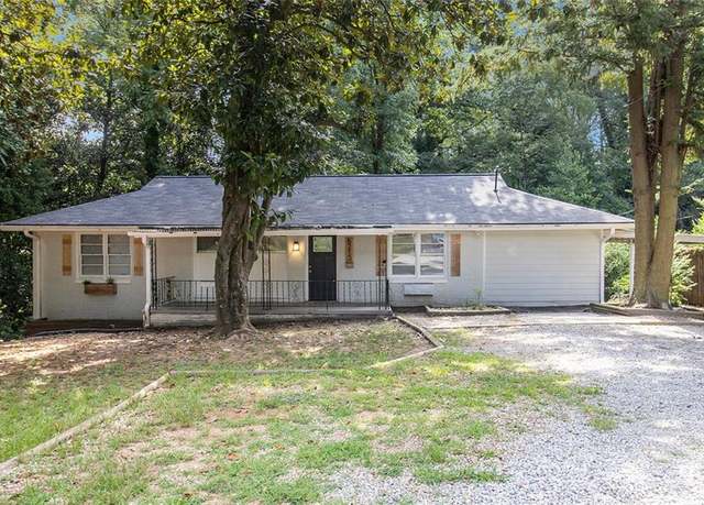 Property at 6215 Dodgen Rd SW, Mableton, GA 30126, 5 beds, 1.5 baths