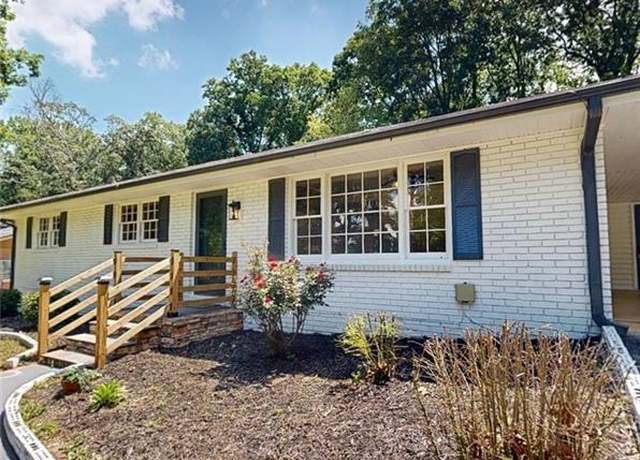 Property at 5774 Forest Dr, Acworth, GA 30102, 3 beds, 2 baths