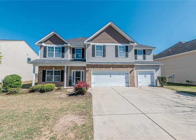 Property at 204 Longbridge Way, Perry, GA 31069, 5 beds, 3 baths