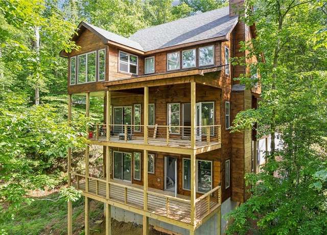 Property at 445 Greely Dr, Ellijay, GA 30540, 3 beds, 3 baths