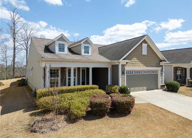 Property at 746 Firefly Ct, Griffin, GA 30223, 3 beds, 2 baths