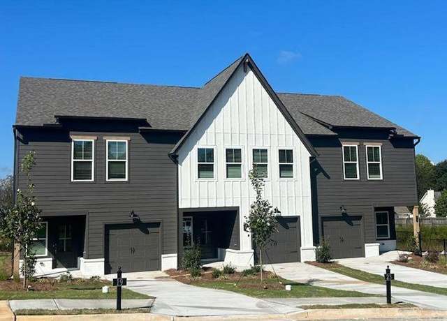 Property at 19 Fausett Ln, Dawsonville, GA 30534, 3 beds, 2.5 baths