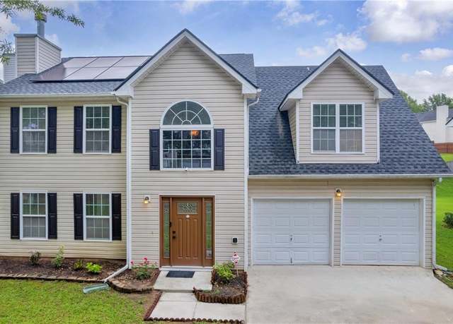 Property at 4092 Arabian Way, Snellville, GA 30039, 3 beds, 2.5 baths