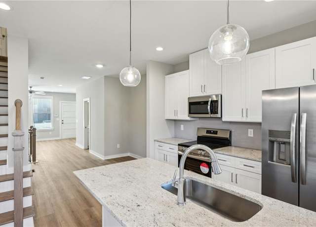 Property at 1095 Tucker Ave #401, Atlanta, GA 30310, 3 beds, 3.5 baths