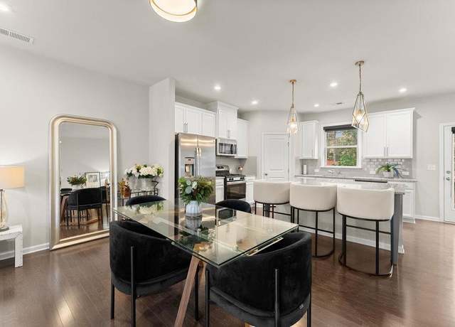 Property at 2452 Coosa Vly, Atlanta, GA 30339, 3 beds, 3.5 baths