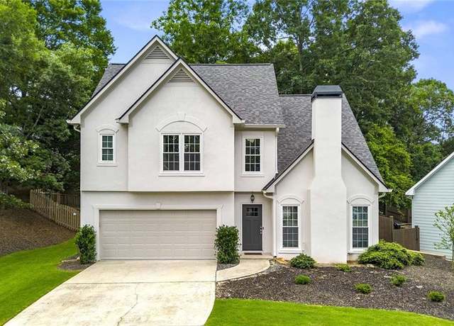 Property at 3040 Ivey Oaks Ln, Roswell, GA 30076, 3 beds, 2.5 baths