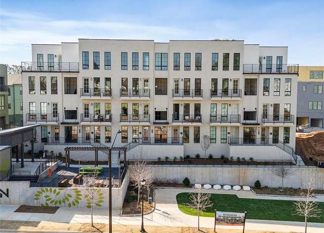 Property at 1289 Longreen Ter NW #165, Atlanta, GA 30318, 2 beds, 2 baths