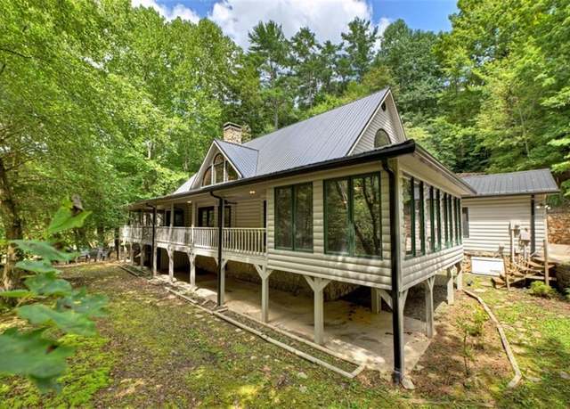 Property at 88 Pauls Ln, Ellijay, GA 30536, 3 beds, 3.5 baths