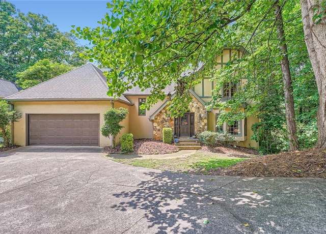 Property at 110 Boulder Dr, Roswell, GA 30075, 4 beds, 3.5 baths