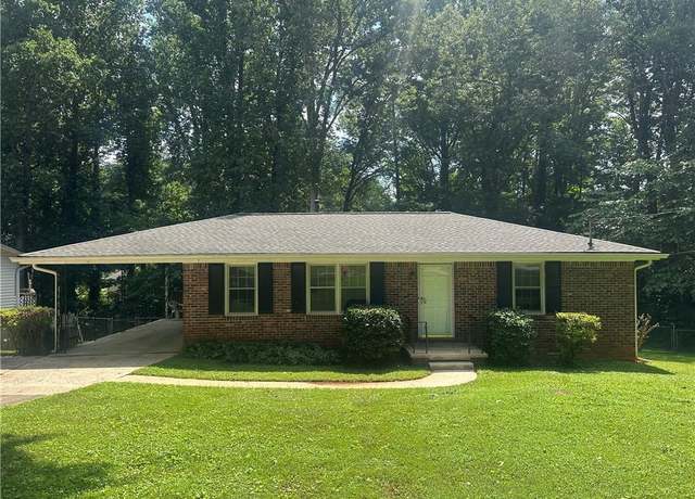 Property at 3207 Westwood Dr, Atlanta, GA 30340, 3 beds, 2 baths