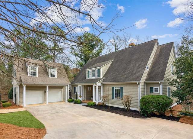 Property at 3130 Dunlap Dr, Gainesville, GA 30506, 5 beds, 5.5 baths