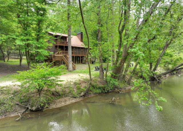 Property at 896 Navaho Way, Ellijay, GA 30540, 3 beds, 2 baths