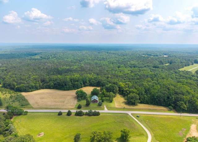 Property at 3780 Brownwood Rd, Madison, GA 30650, 4 beds, 2.5 baths