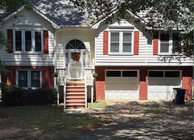 Property at 215 Somerset Dr, Covington, GA 30016, 4 beds, 3 baths