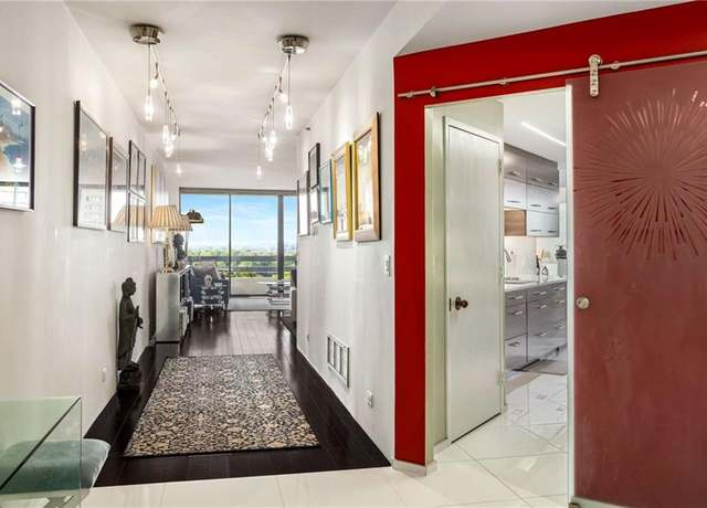 Property at 2660 Peachtree Rd NW Unit 13H, Atlanta, GA 30305, 2 beds, 2 baths
