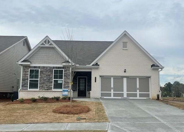 Property at 822 Kestrel Dr, Loganville, GA 30052, 3 beds, 2 baths