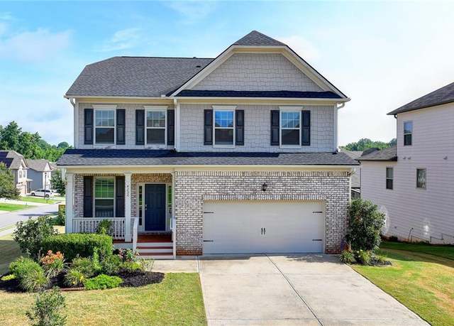 Property at 4250 Pembia Dr, Cumming, GA 30028, 4 beds, 2.5 baths