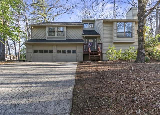 Property at 8605 Colony Club Dr, Alpharetta, GA 30022, 4 beds, 3 baths