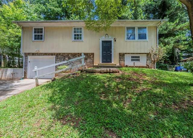 Property at 2242 Cherokee Valley Cir, Lithonia, GA 30058, 4 beds, 3 baths