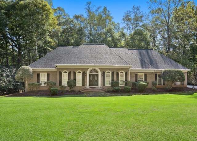Property at 1585 Lazy River Ln, Sandy Springs, GA 30350, 6 beds, 5.5 baths