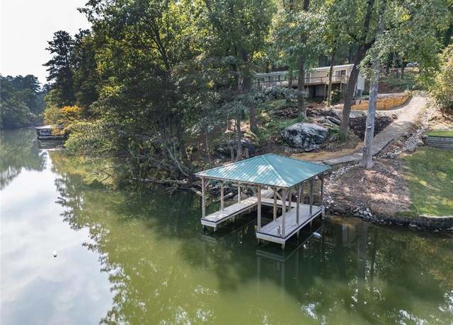 Property at 1241 Blue Heron Dr, Monticello, GA 31064, 3 beds, 2 baths