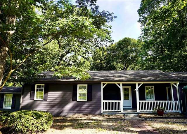 Property at 168 Park Place Dr, Lawrenceville, GA 30046, 3 beds, 2 baths