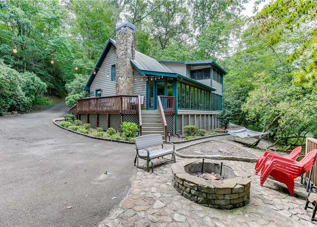 Property at 88 Riverwood Ln, Ellijay, GA 30536, 3 beds, 2 baths
