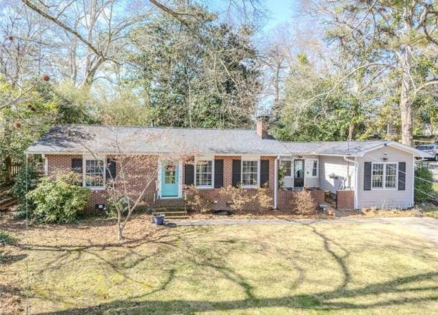 Property at 14 Benvenue Dr, Rome, GA 30161, 3 beds, 2 baths
