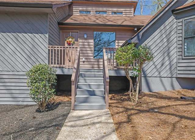 Property at 4843 Caboose Ln NW, Acworth, GA 30102, 3 beds, 2 baths