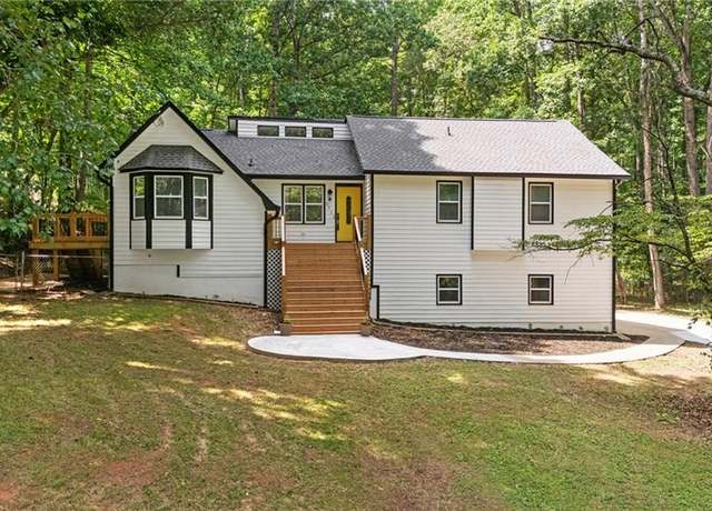 Property at 3713 Brigantine Ct, Acworth, GA 30102, 3 beds, 2 baths
