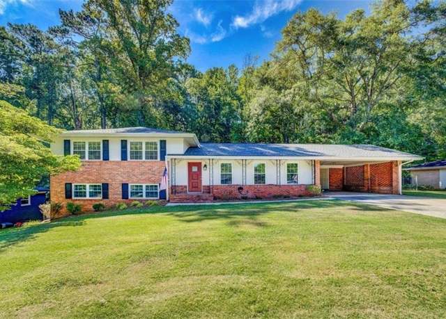 Property at 5257 Pinecrest Dr, Covington, GA 30014, 3 beds, 3.5 baths