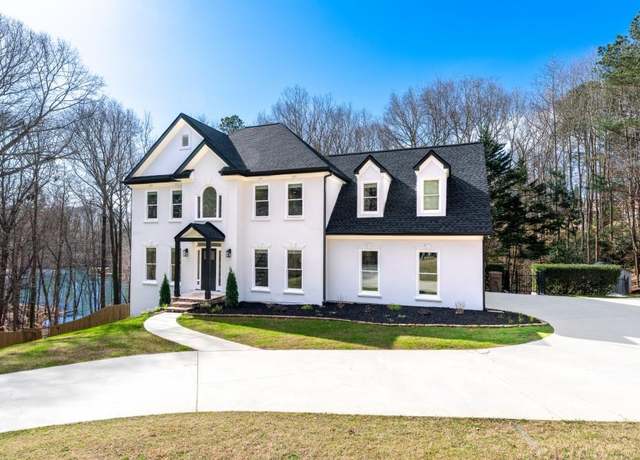Property at 6005 Bateau Dr, Flowery Branch, GA 30542, 5 beds, 3.5 baths