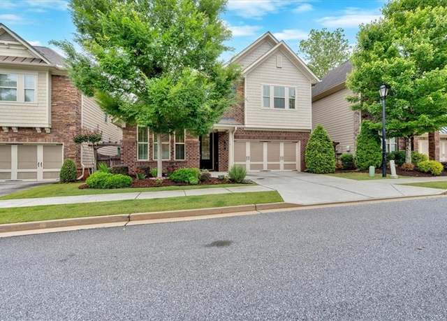 Property at 12 Pine St, Roswell, GA 30075, 4 beds, 3.5 baths
