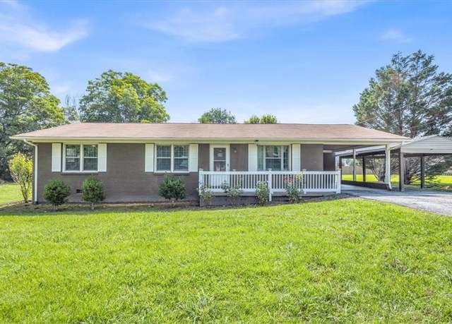 Property at 129 Green Meadow Ln NE, Calhoun, GA 30701, 3 beds, 2 baths