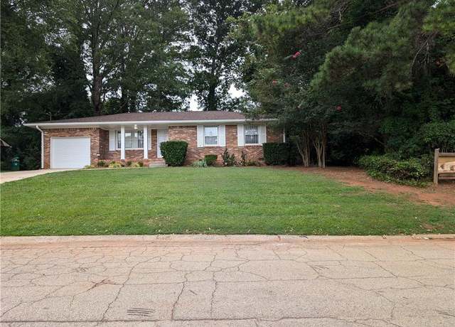 Property at 976 Pine Roc Way, Stone Mountain, GA 30083, 3 beds, 1.5 baths