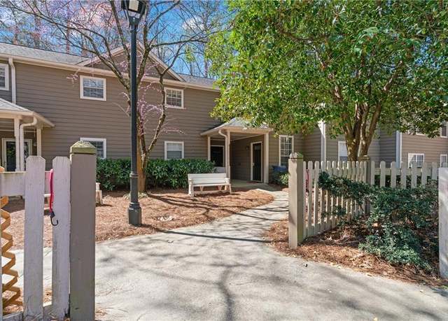 Property at 2209 N Forest Trl, Atlanta, GA 30338, 2 beds, 2 baths