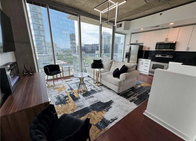 Property at 3324 Peachtree Rd NE #1115, Atlanta, GA 30326, 1 bed, 1 bath