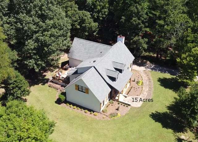 Property at 4392 Lower Fayetteville Rd, Sharpsburg, GA 30277, 3 beds, 2.5 baths
