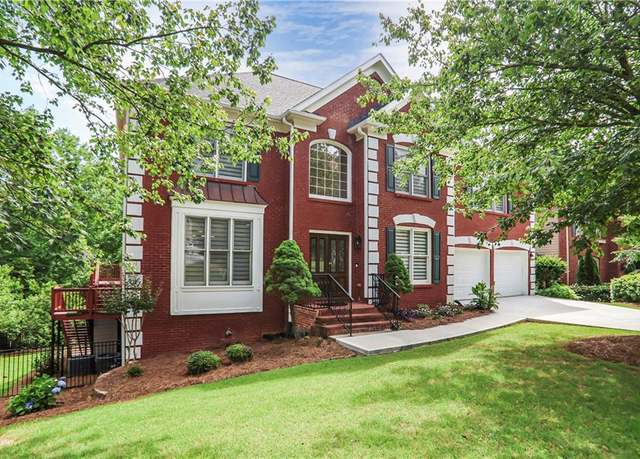 Property at 740 Creek Wind Ct, Duluth, GA 30097, 4 beds, 5 baths