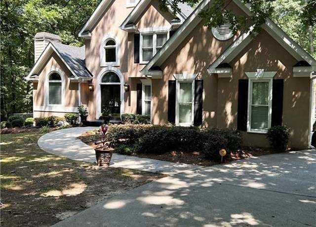 Property at 2901 Briscoe Rd, Loganville, GA 30052, 4 beds, 3.5 baths