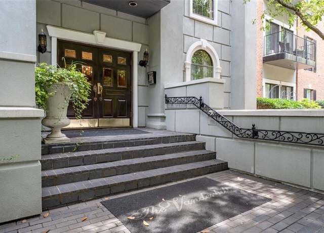 Property at 3071 Lenox Rd NE #19, Atlanta, GA 30324, 2 beds, 2.5 baths
