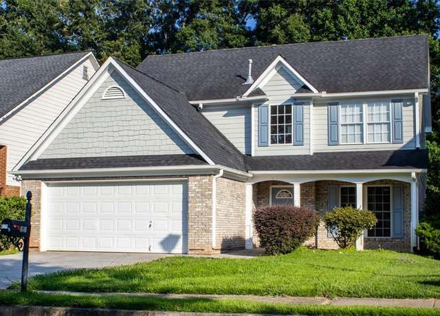 Property at 4640 Parkview Walk Dr, Lilburn, GA 30047, 4 beds, 2.5 baths