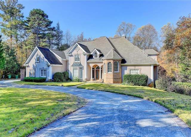 Property at 3871 River Mansion Dr, Peachtree Corners, GA 30096, 5 beds, 4.5 baths