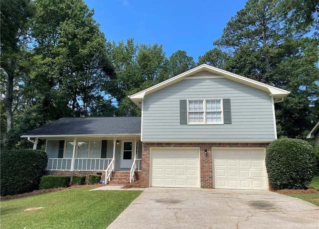 Property at 1679 Oak Forest Dr, Conyers, GA 30013, 4 beds, 2.5 baths